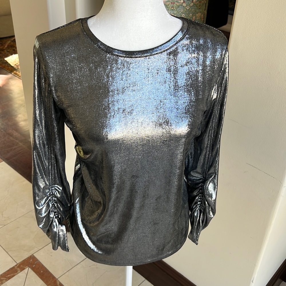 Le Gali Silver Metallic Blouse.